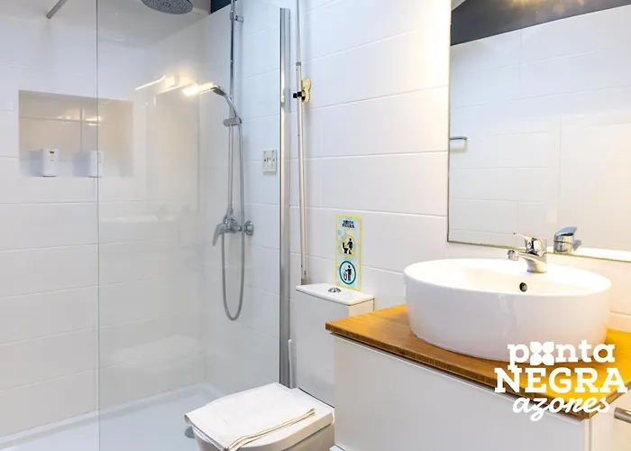 Recanto 5 By Pontanegraazores Cinco Ribeiras