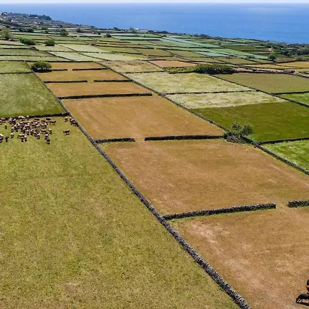 Дом отдыха Recanto 5 By Pontanegraazores *