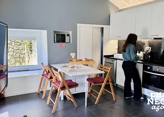 Recanto 5 By Pontanegraazores *